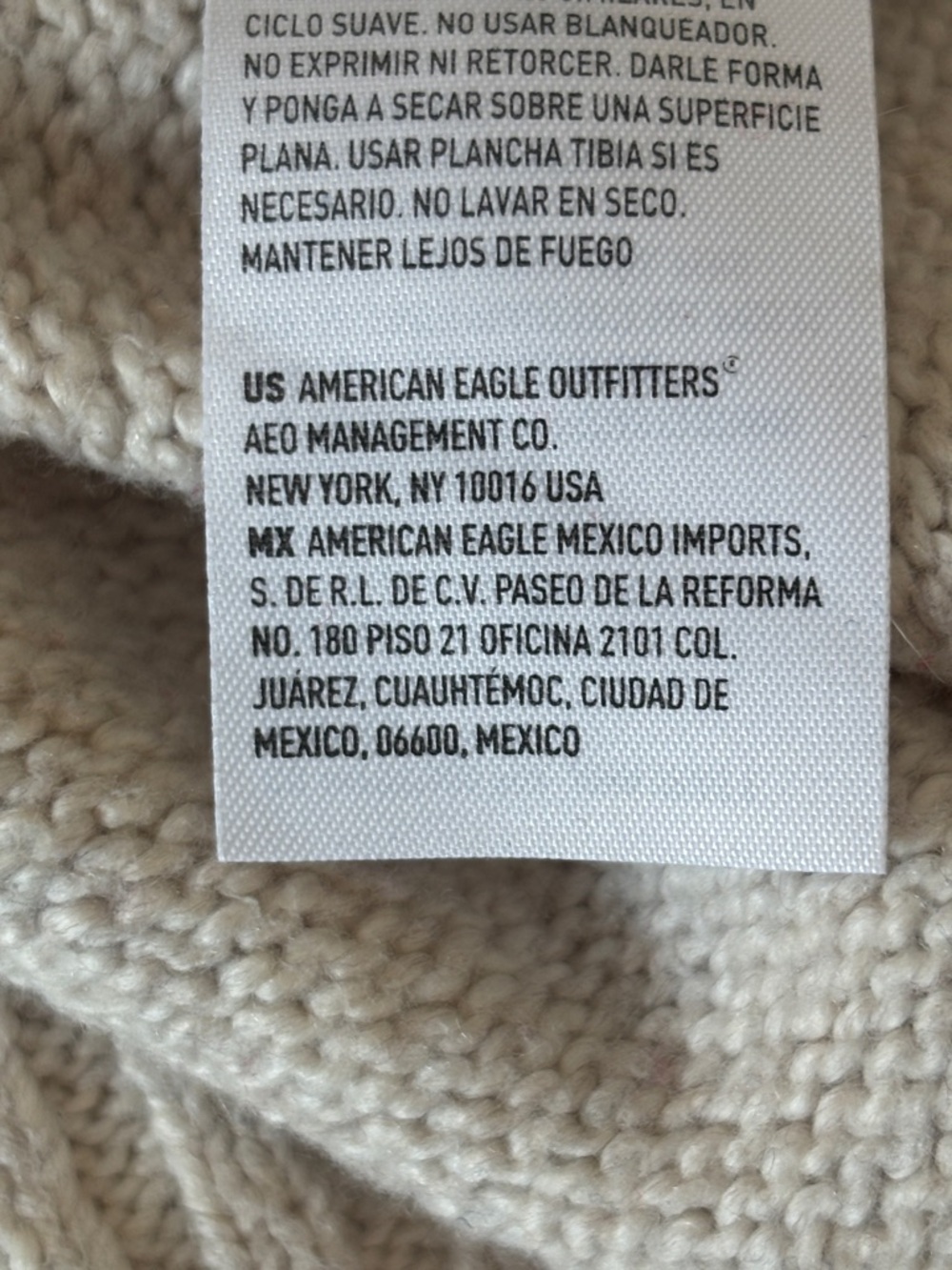 AE x Peanuts Snoopy Graphic Sweater Cream Red Striped Cozy Knit Size XS - Picture 8 of 10